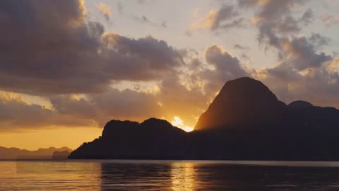 TRAVEL 2023 _ Top 10 Best Places to Visit in the Philippines