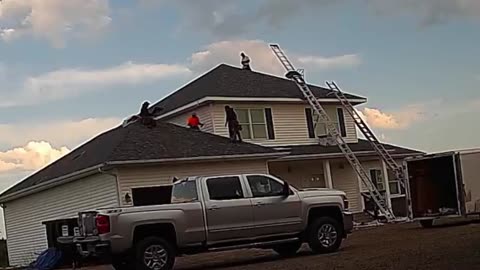 Roofing Farm House with Class 4 Hail Resistant Shingles