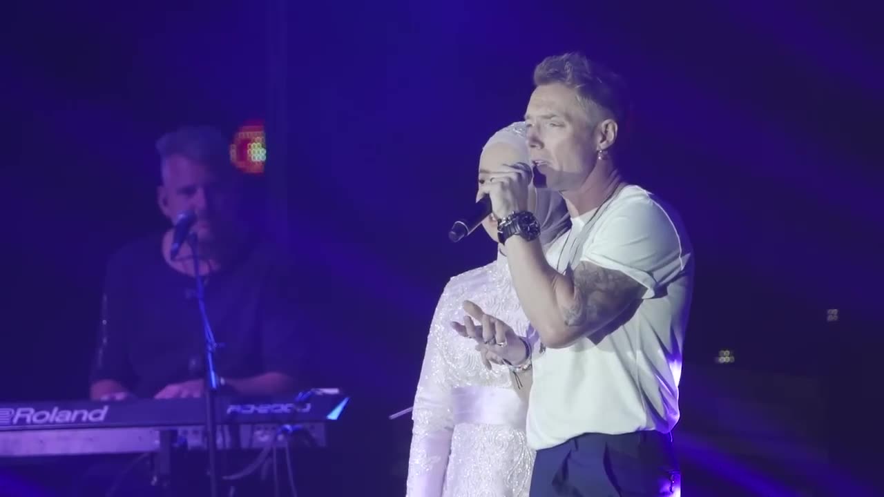 PUTRI ARIANI ft RONAN KEATING - NO MATTER WHAT