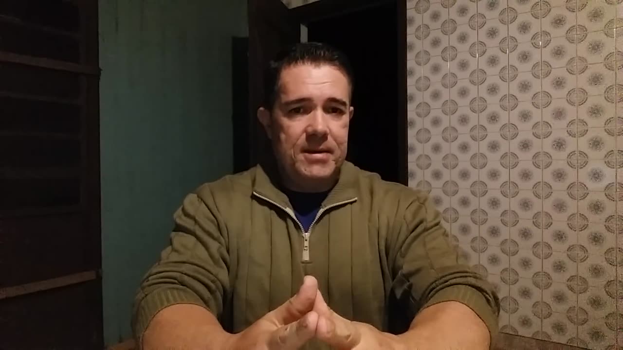 Os homens precisam cortar de vez o cordão umbilical que os unem as suas mães e caírem na realidade!