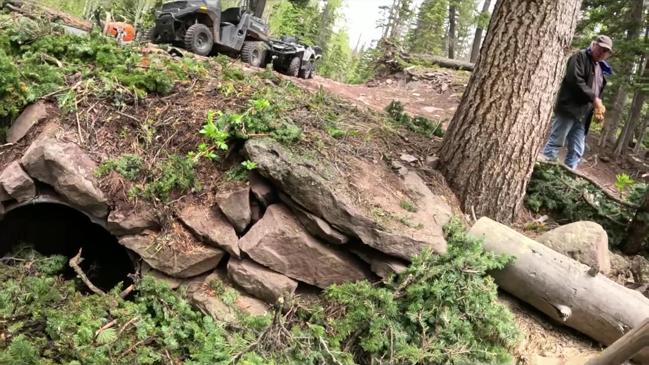 Cleaning Lake Creek the Ditch