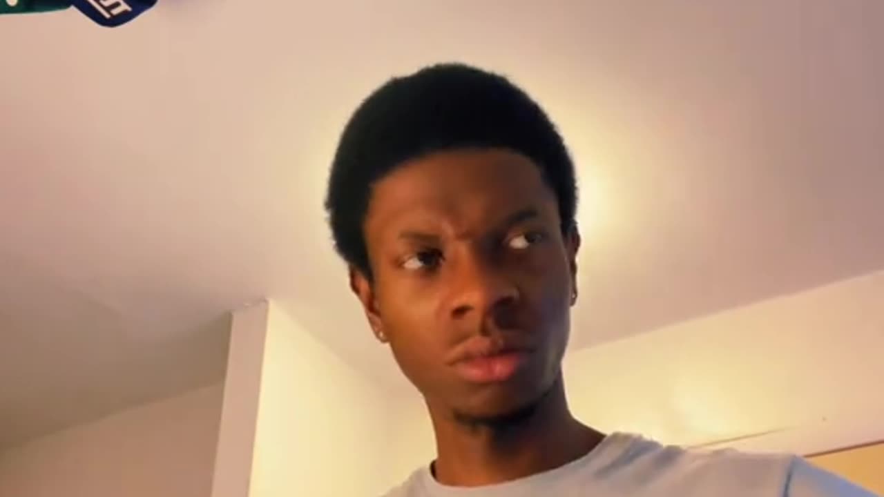 When She Puts Her Perfume In Your Cologne Bottle So You Smell Like Her When You Go Out