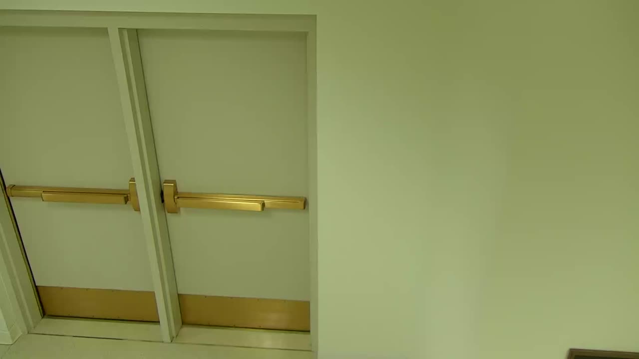7083CVCLLSVC213_2021-01-06_16h00min01s097ms.mp4