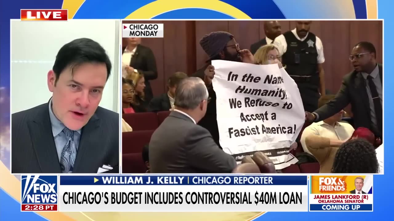 WINDY CITY WOES: Chicago City Council meeting erupts into 'chaos'