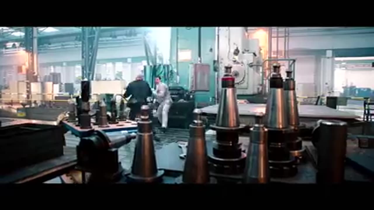 Hitman agent 47 car action scene