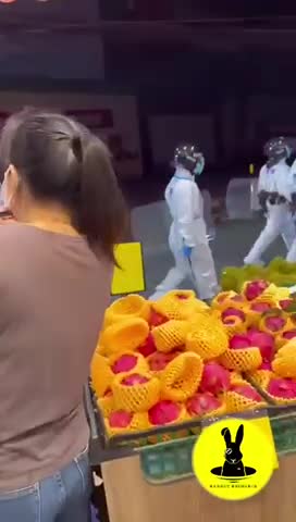 Das Imperium schlägt zurück 💂Chinesische Stormtrooper - auf der Suche nach Dissidenten?