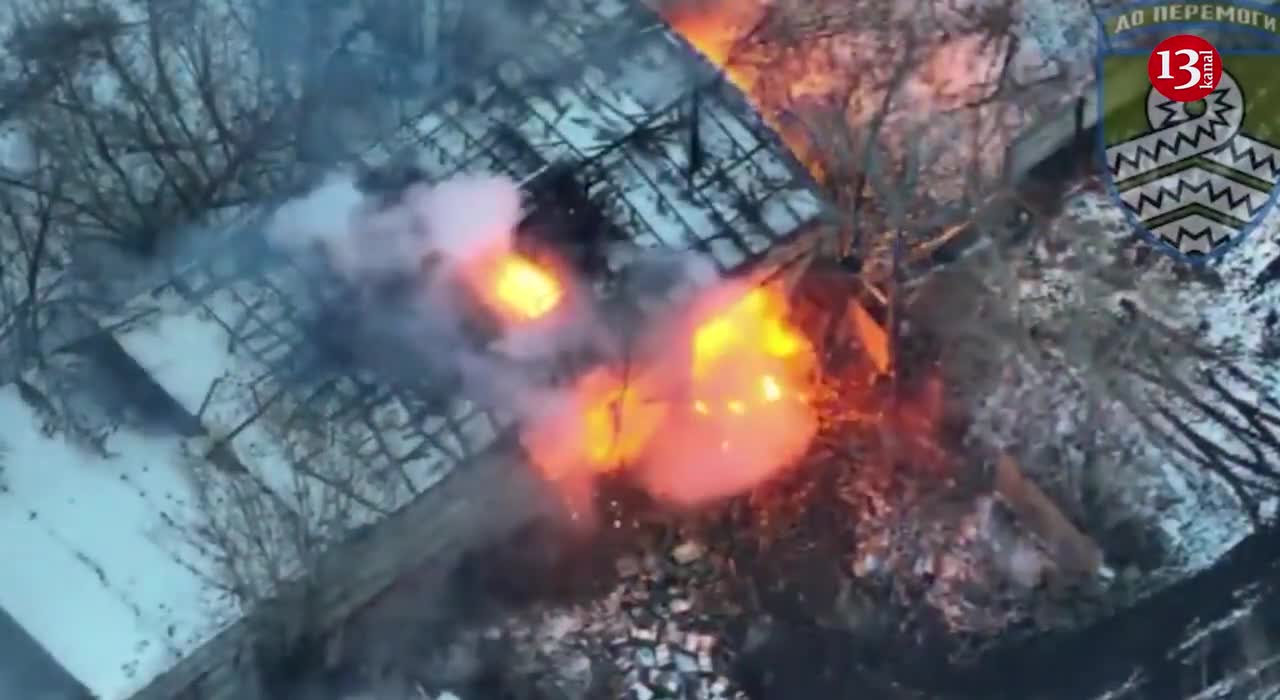 Drone follows till last minute Russian tank seeking to hide in warehouse -this’s what it did to tank