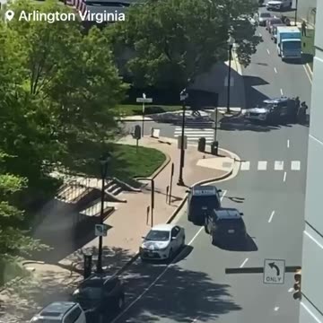 Currently multiple authorities and Law enforcements are on scene of a bank robbery hostage situation in Arlington, Virginia