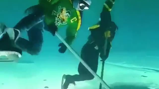 Underwater hockey is intense 👀 (tsn_officialIG) #hockeytraining #underwatersport #nodaysoff