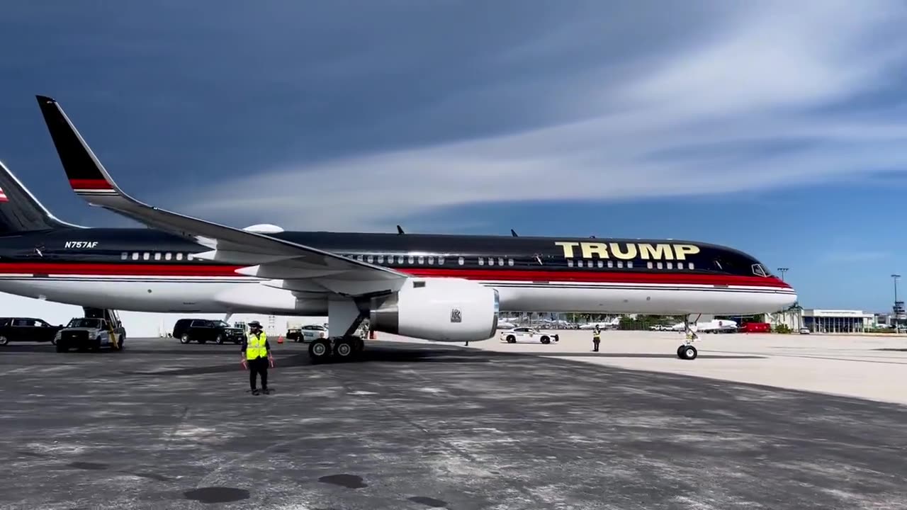 Dan Scavino Trump Force 1