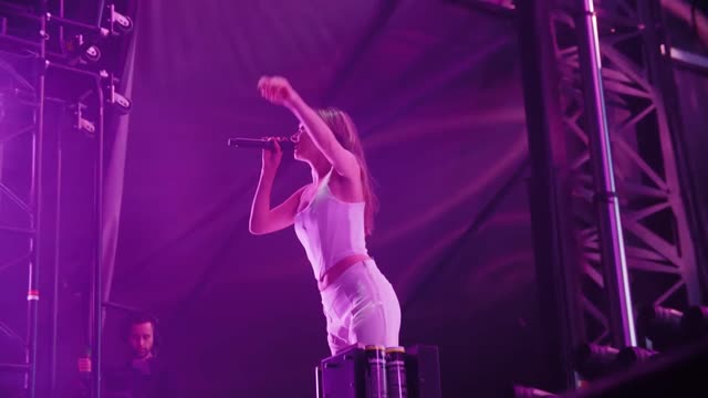 Gryffin ft. Daya - Feel Good (Live from Los Angeles State Historic Park)-2