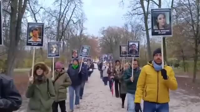 Italy: Death march of families who diedor suffering from vaccination