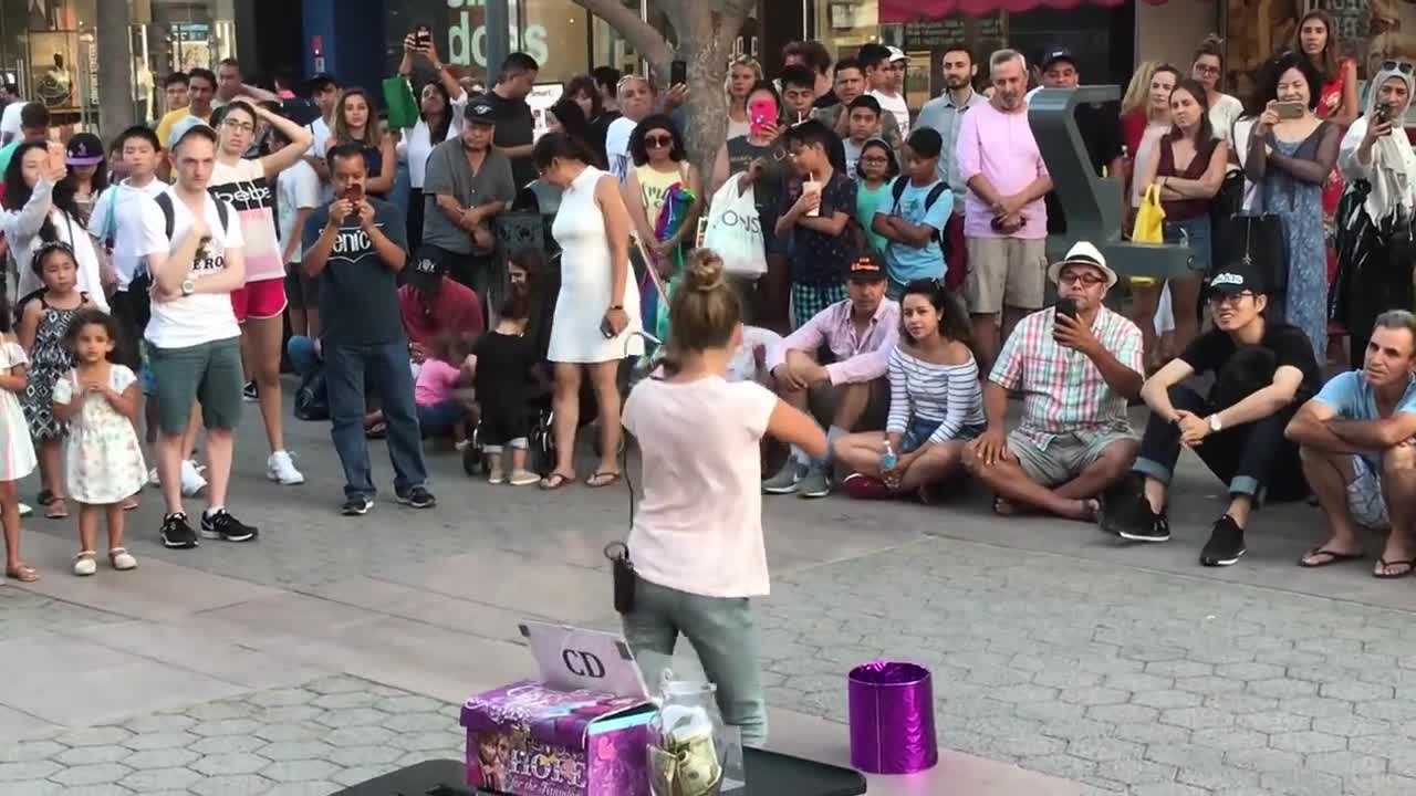 Despacito - Karolina Protsenko - Street Violin Performer (Kid) - Busking