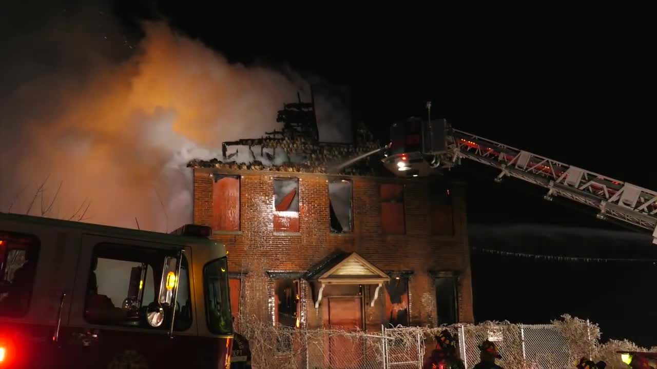 Firefighters battle blaze in sub-zero temps, Phillipsburg, NJ 01_06_18