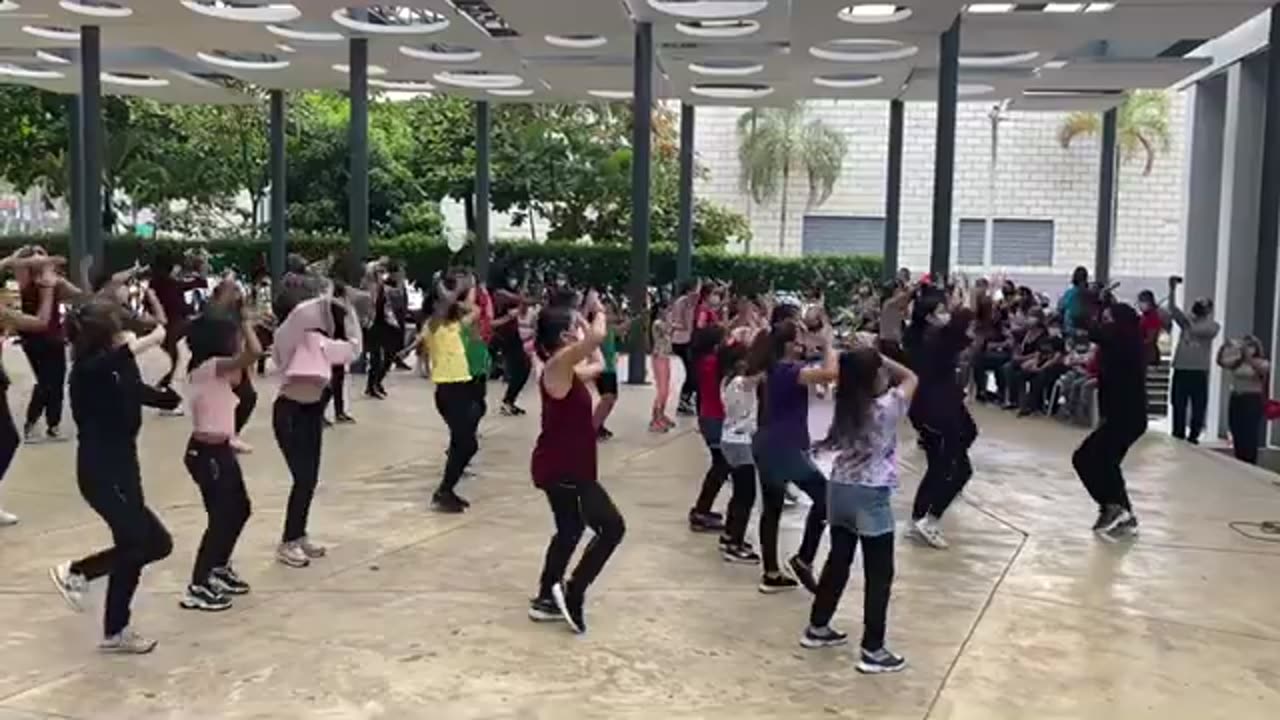 Villa Dance