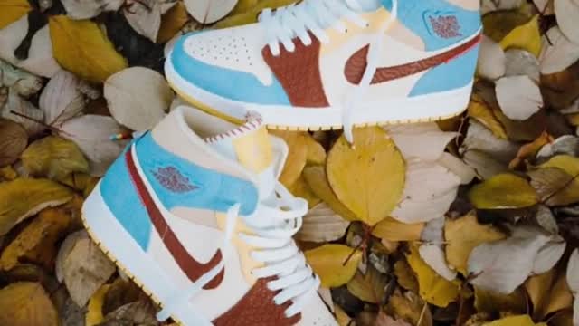 Sneakers cushioned Daddy shoes are stable and durable with thick soles