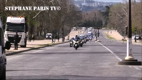 Xi Jinping vs Donald Trump Presidential motorcade comparison