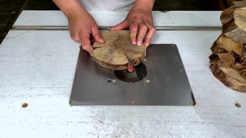 WOODWORKING Making a cutting board.