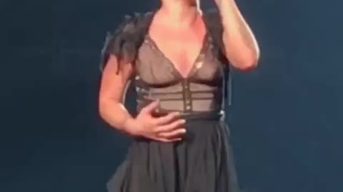R&B SINGER PINK IS AN ISRAELITE FOREIGNER GENTILE....DAUGHTERS OF SARAH🕎 Romans 8:16 “THE SPIRIT”