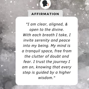 Take a moment today to set your intentions, repeat these affirmations #affrimations #quartzcrystal