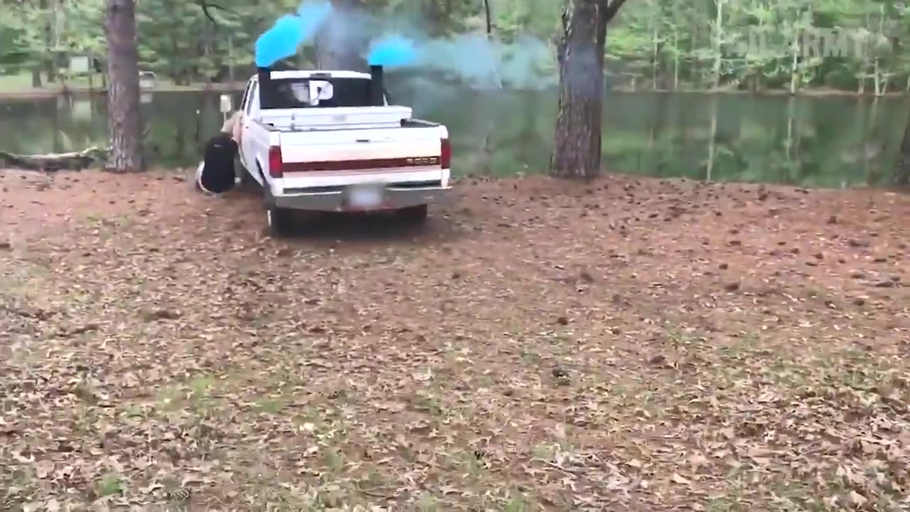 try not to laugh!