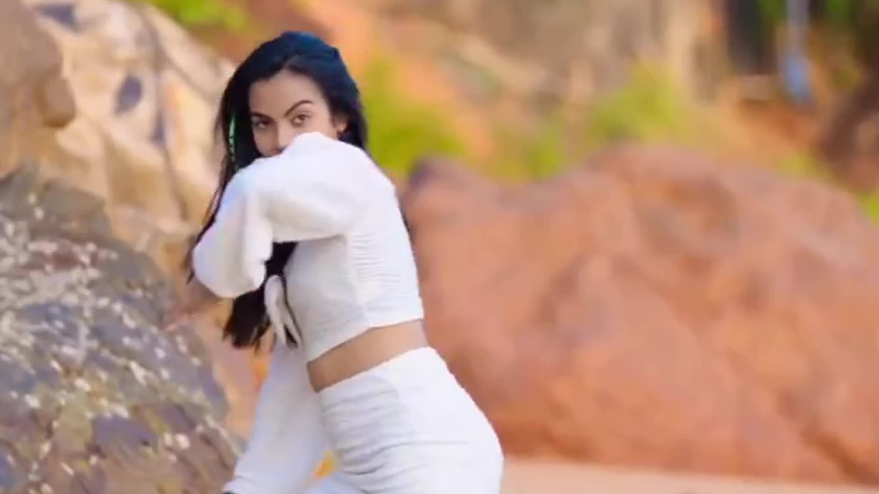 Hmmy tu loot liya....
