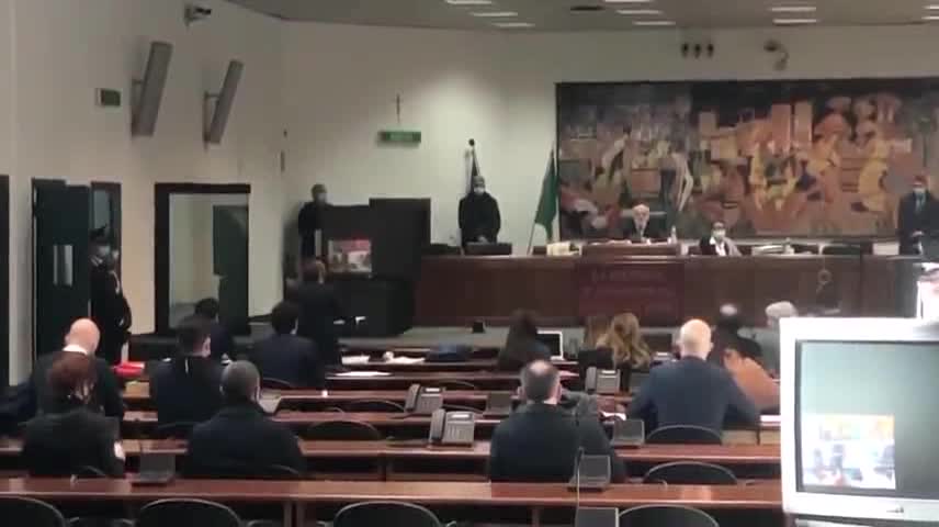 🔴Toninelli, all'udienza di Metteo Salvini a Catania del 12/12/2020, non ricorda.
