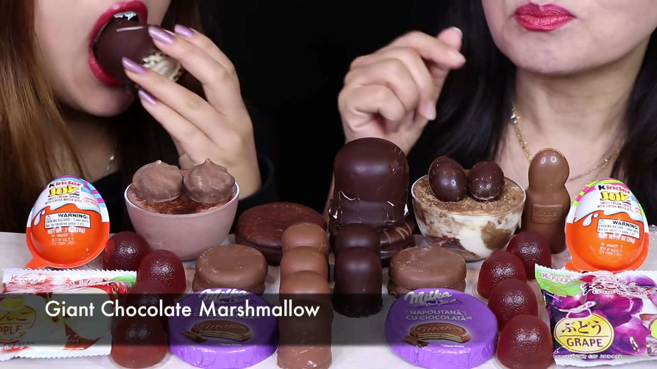 ASMR FAVORITE CHOCOLATE DESSERT RACE! GIANT CHOCOLATE MARSHMALLOWS, MILKA, CADBURY, KINDER, JELLY 먹방