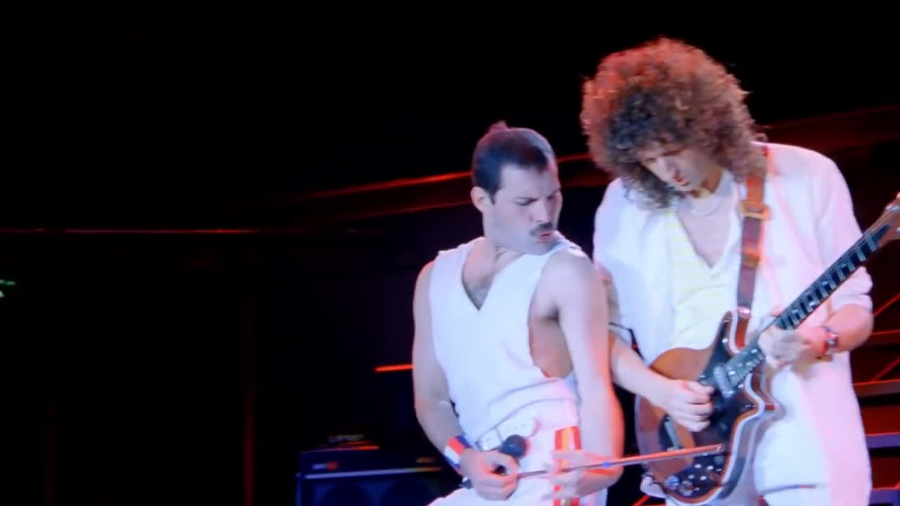 Queen - The Show Must Go On -Live-