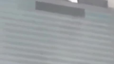 Thermite going off building 7.