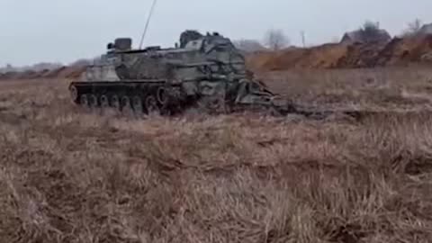 Russians Using Old Soviet Mine Layer
