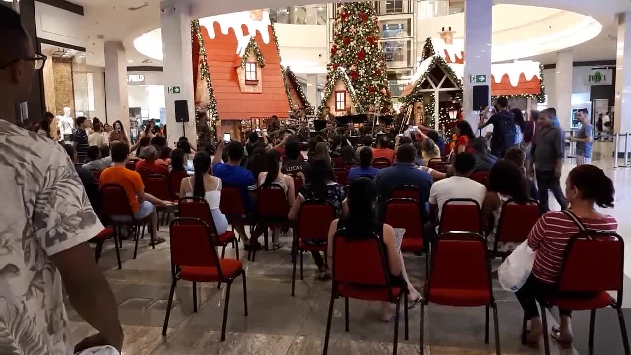 Orquestra do Exercito brasileiro no Teresina Shopping