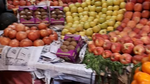 Street sale fresh fruit juices Pakistan #Food