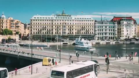 Sverigehjulet, en tragisk utveckling - Swebbtv Krönika av Petra Agapi