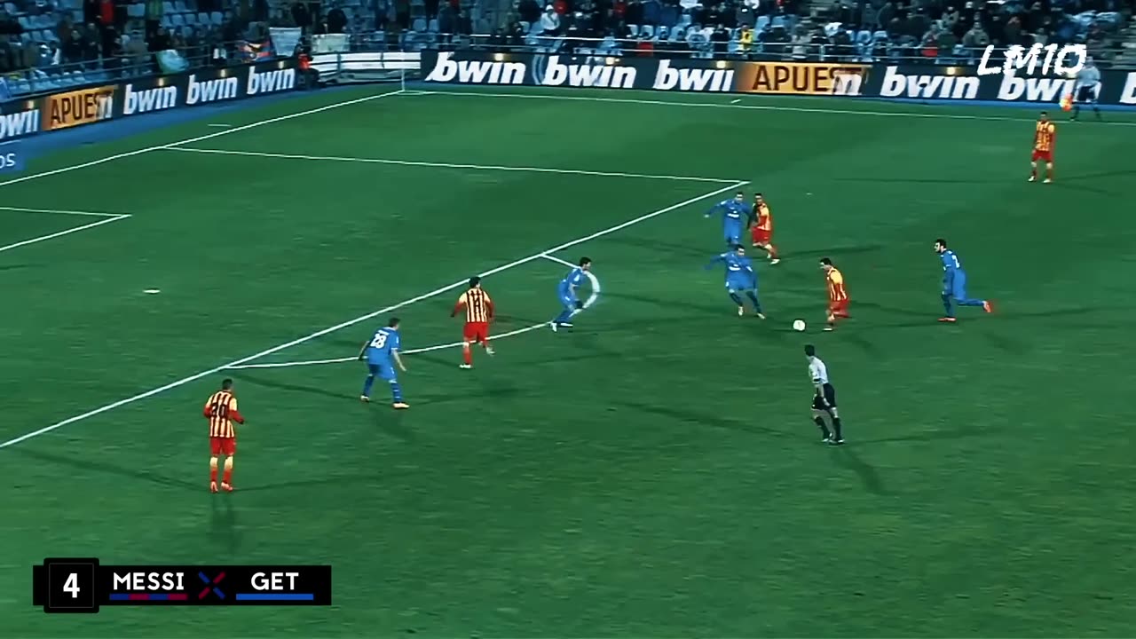 10 Impossible Goals Scored By Lionel Messi That Cristiano Ronaldo Will Never Ever Score - HD