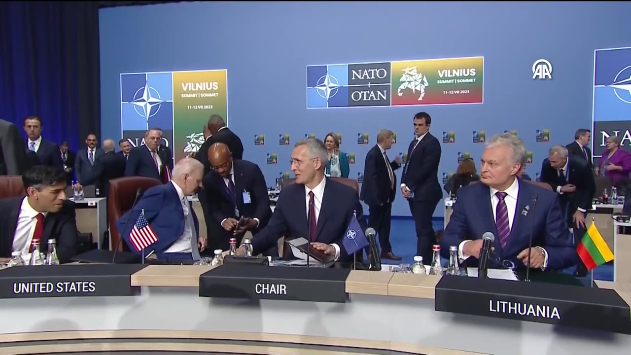 NATO leaders gathered at the summit meeting