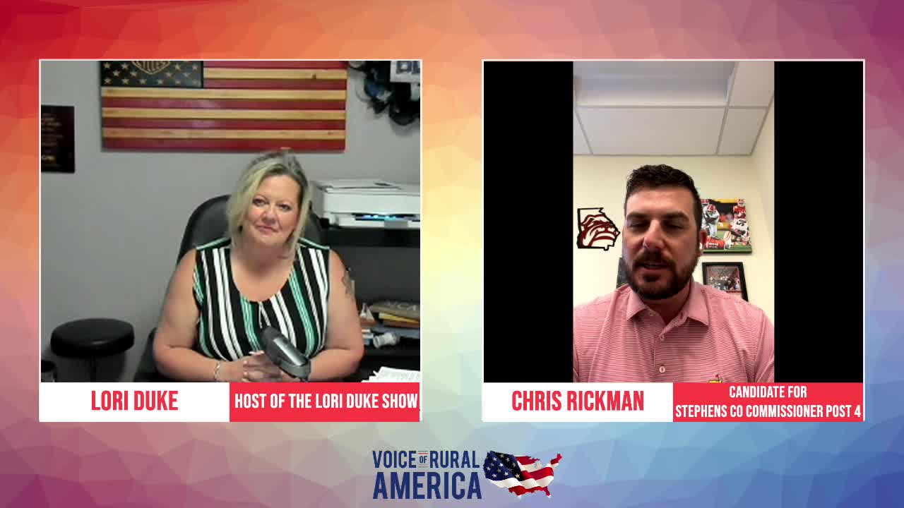 Lori talks with Chris Rickman, candidate for Stephens Co Commissioner Post 4