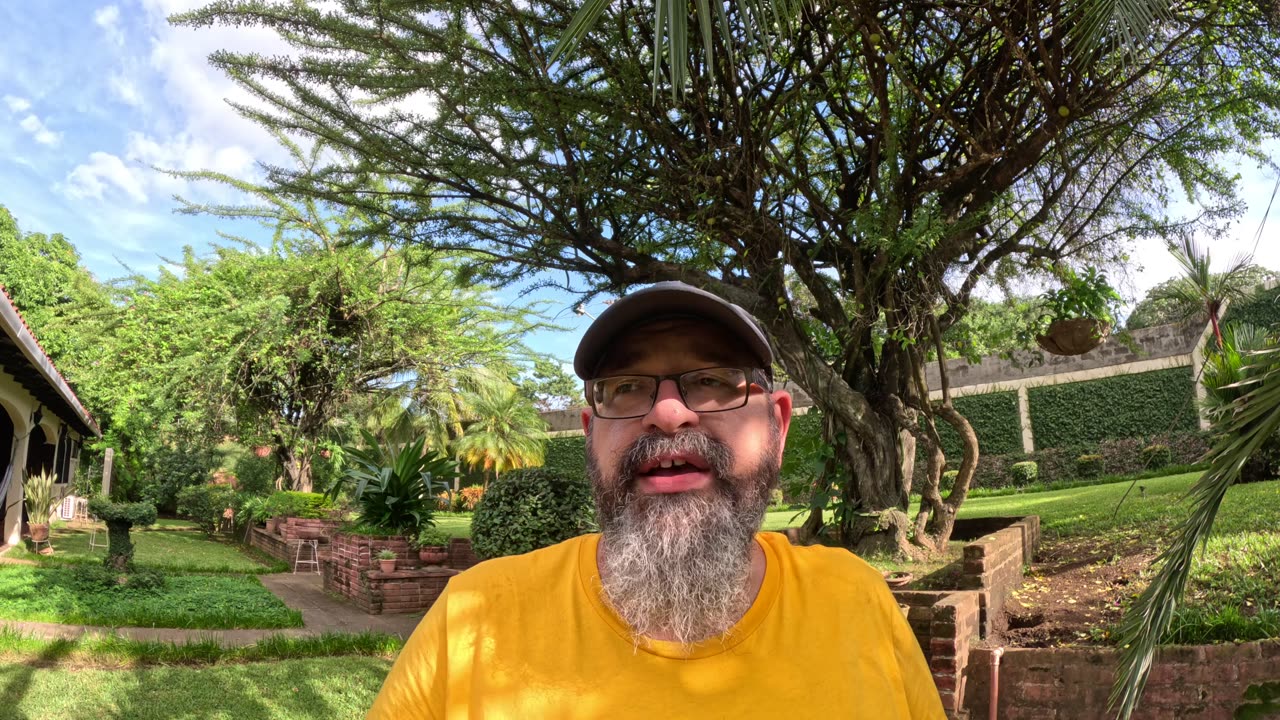 #Nicaragua Q&A | How Much Stuff Should I Bring or Store Initially When Moving | How Do I File #taxes