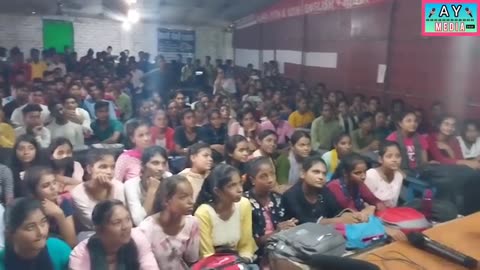 ख़ान सर भी ये शिक्षक के पढ़ाने का - तरीका को देख हो जाएंगे हैरान