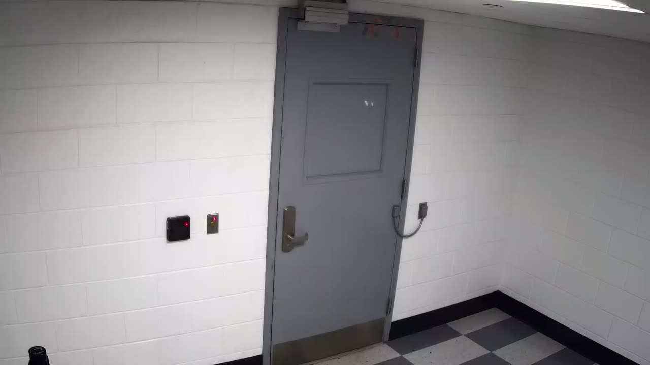 6147RHOBG3G301BExitSecuredSide_2021-01-06_16h20min03s090ms.mp4