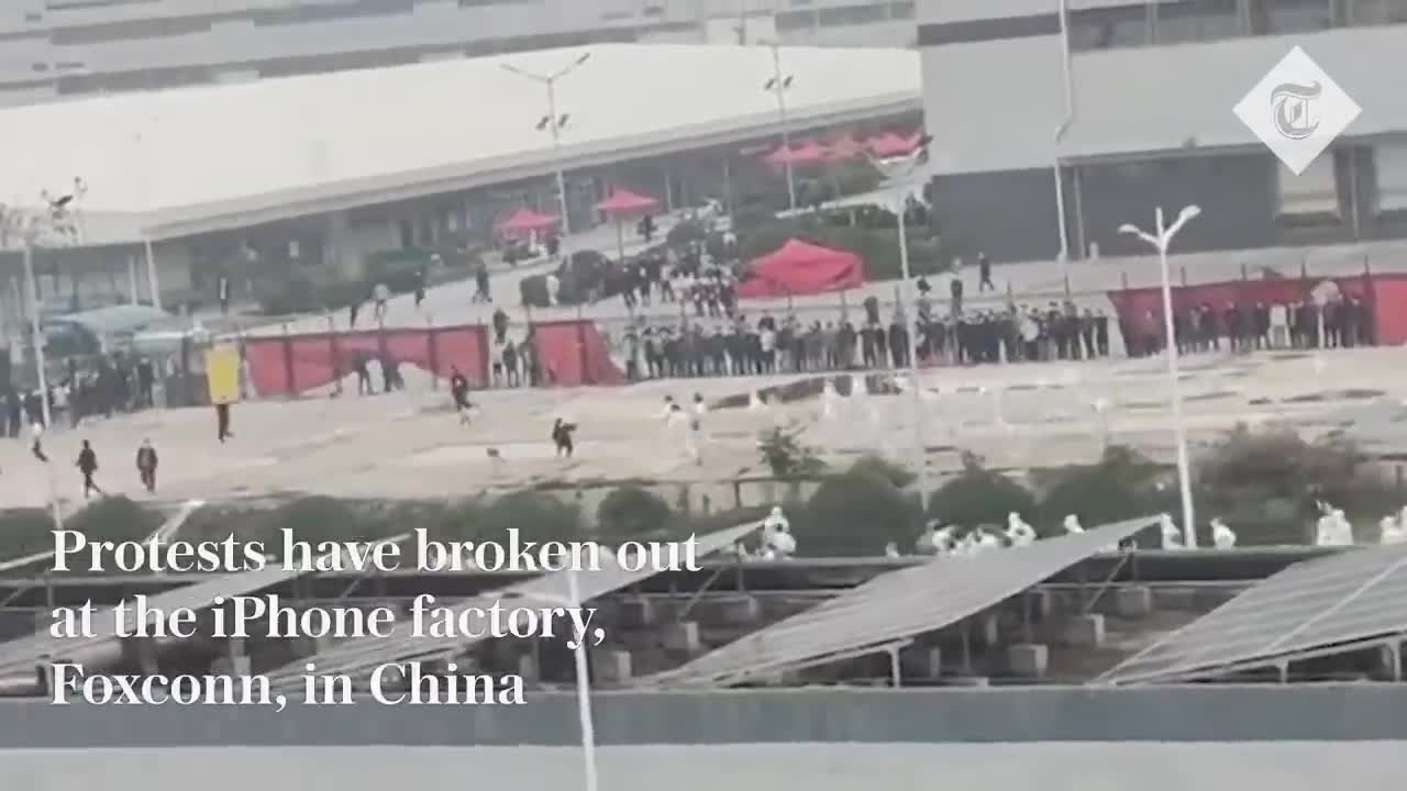 Rioting iPhone workers kicked down by China Covid police