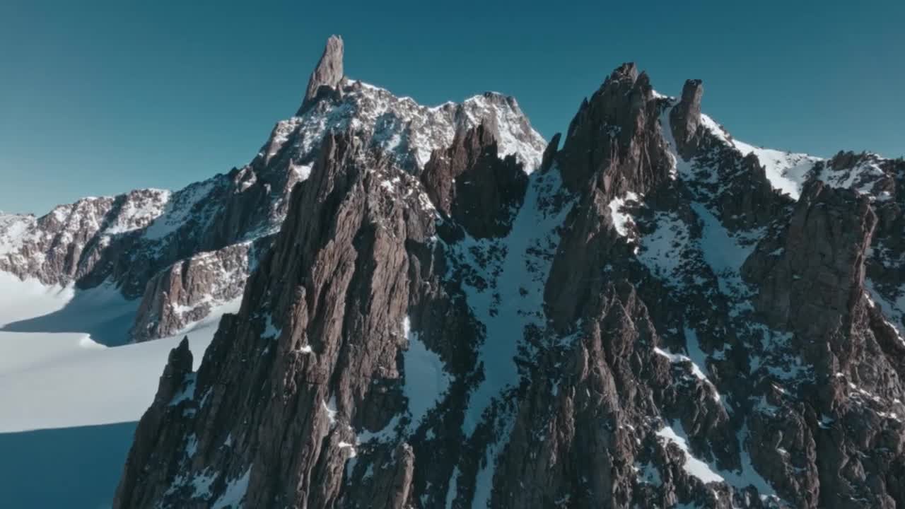 Moncler Born To Protect