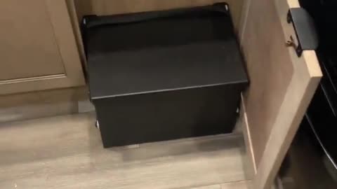 THIS ONE GOES UNDER, WHY DIDN'T I THINK OF THAT!!