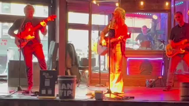 The Leah Crose Band featuring Bruce Kimmell - Vince Gill “One More Last Chance” Cover