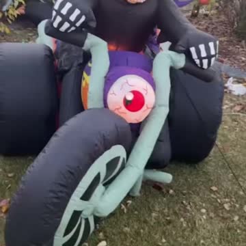 Great Halloween decorations front door