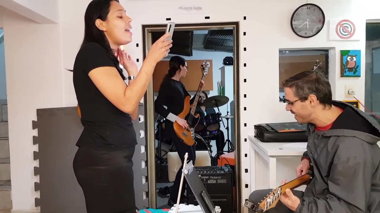 Musica: Ele é