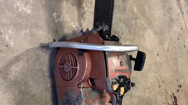 Pioneer NU-17 Chainsaw running again after many a years sitting