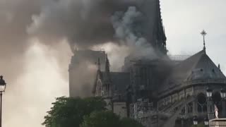 Incendio en la catedral de Notre Dame de París