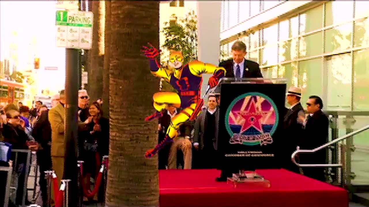 STAN RECEIVES HIS STAR ON THE HOLLYWOOD WALK OF FAME