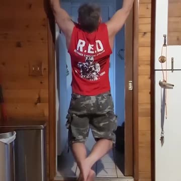 64 yrs old PULL-UPS 1-11r 🎥 FRIDAY OCT 13th